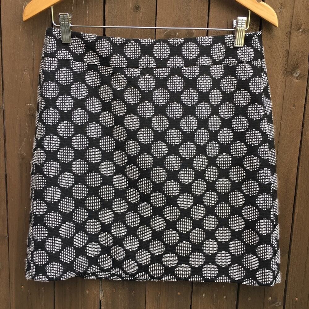 Ann Taylor Loft | Black /White Circle Skirt Size 4